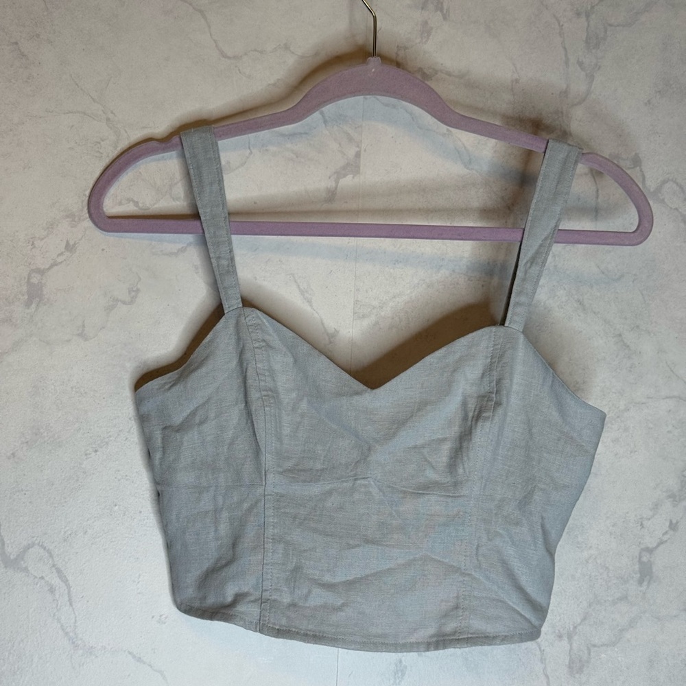 Hollister sweetheart neck strappy crop top in chambray linen size XS